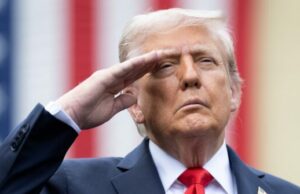 Trump homenageia as vítimas do 11 de setembro no 24º aniversário Trump homenageia as vítimas do 11 de setembro no 24º aniversário