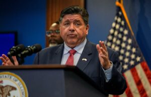 Trump’s Certo: Pritzker deve implorar por sua ajuda para combater o crime Trump's Certo: Pritzker deve implorar por sua ajuda para combater o crime