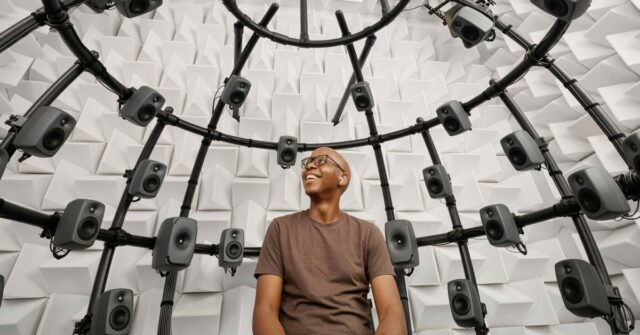 Um visual raro dentro do laboratório de áudio da Apple usado para testar e refinar o AirPods | Fantasia Studio mostrado