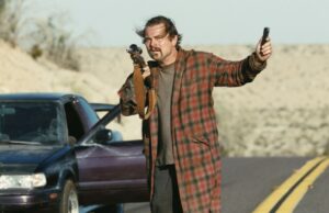 ‘Uma luta depois de um adicional’: como Leonardo DiCaprio acabou em um ‘grande lebowski’-esque desbotado roupão xadrez 'Uma luta depois de um adicional': como Leonardo DiCaprio acabou em um 'grande lebowski'-esque desbotado roupão xadrez