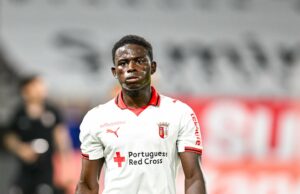 Único: Guy Utd levou em consideração a ação para Wonderkid ‘Maravilhoso Adequado para Ruben Amorim’ em agosto, mantenha a paixão, independentemente da transferência de 26m O ala de Braga, Roger Fernandes, celebra contra Famalicao.