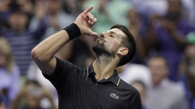 United State Open 2025: Novak Djokovic derrota Taylor Fritz para estabelecer um confronto semifinal contra Carlos Alcaraz 

