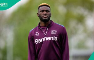 Victor Boniface reage como Tolu Arokodare, 2ª meta da seleção nacional na 5ª aparição Victor Boniface reage como Tolu Arokodare, 2ª meta da seleção nacional na 5ª aparição