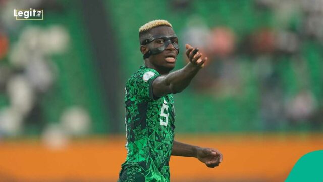 Victor Osimhen confronta oponente após lesão na eliminatória da Copa do Mundo de 2026, vídeo


