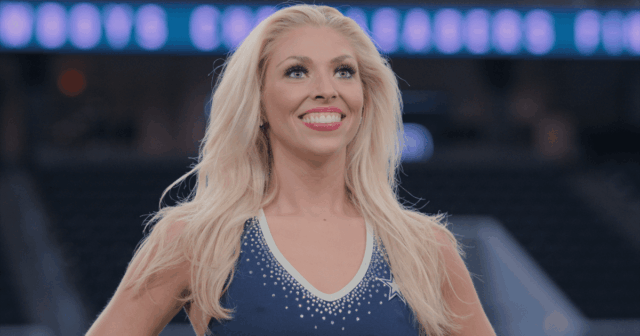 Victoria Kalina do DCC está em aplicativos de namoro - e pronto para deslizar em Glen Powell John Mayer 253