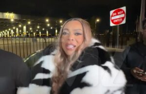 Wendy Williams afirma que parece ‘um zilhão de dólares’ no programa NYFW Wendy-Williams-Kal-09-16-2025