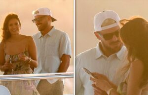 Zac Efron e Nina Dobrev identificaram conversando muito de perto em iate particular Zac-efron e Nina-Dobrev-BackGrid-1