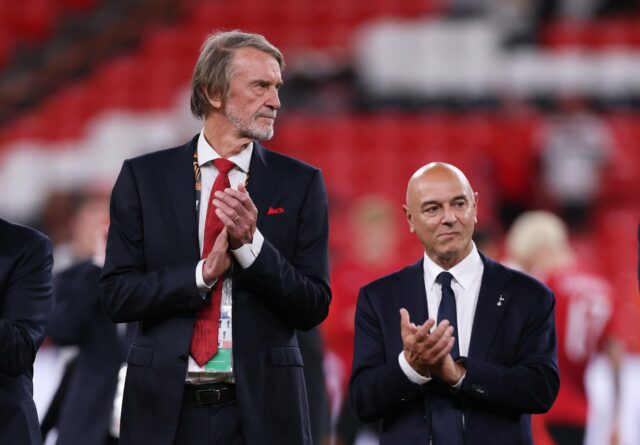 O ex-presidente do Tottenham, Daniel Levy, nas arquibancadas.