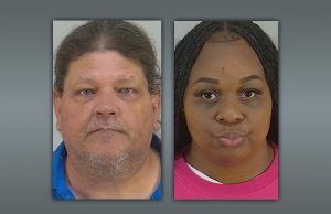 3 se declaram culpados em tribunal em instância proibida de anel de apostas do Constable Lopez Três se declararam culpados em tribunal no caso ilegal de jogo do xerife Lopez. Sheldon Wetherholt e Sharon Fedrick se declararam culpados e assinaram acordos de confissão no tribunal de Lake County.