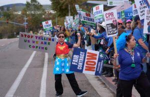 31.000 enfermeiros registrados na Kaiser Permanente e vários outros profissionais de saúde fazem greve por melhores rendimentos e pessoal Yahoo news home