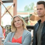 Nikki DeLoach e Warren Christie em Home Turf