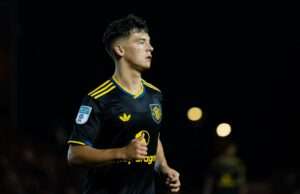 8 garotos-prodígios do Guy Utd detectados no treinamento do time principal antes do confronto com o Liverpool ícone de correio