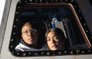‘9-1-1’ Star Aisha Hinds sobre o destino interestelar de Hen e Athena e o que vem depois do épico espacial de quatro episódios '9-1-1' Star Aisha Hinds sobre o destino interestelar de Hen e Athena e o que vem depois do épico espacial de quatro episódios