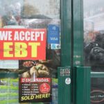 A administração Trump deve usar fundos de contingência para pagamentos SNAP em meio à paralisação, decide o juiz