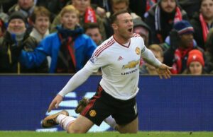 A escalação do Male Utd que venceu o Liverpool pela última vez em Anfield, Wayne Rooney entre os três aposentados ícone de correio