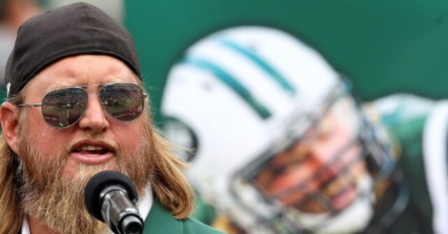 A lenda dos Jets, Nick Mangold, morre aos 41 anos A lenda dos Jets, Nick Mangold, morre aos 41 anos após uma longa batalha contra uma doença renal