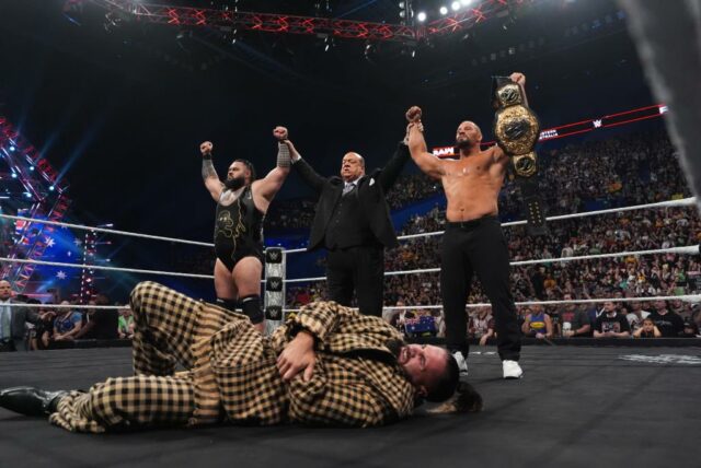 A lesão de Seth Rollins deixa a WWE com muitas decisões difíceis a tomar após a implosão do Vision

