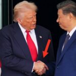 O presidente Donald Trump reuniu-se com o presidente chinês Xi Jinping, e a sua saudação e despedida destacaram-se para os especialistas em linguagem corporal.
