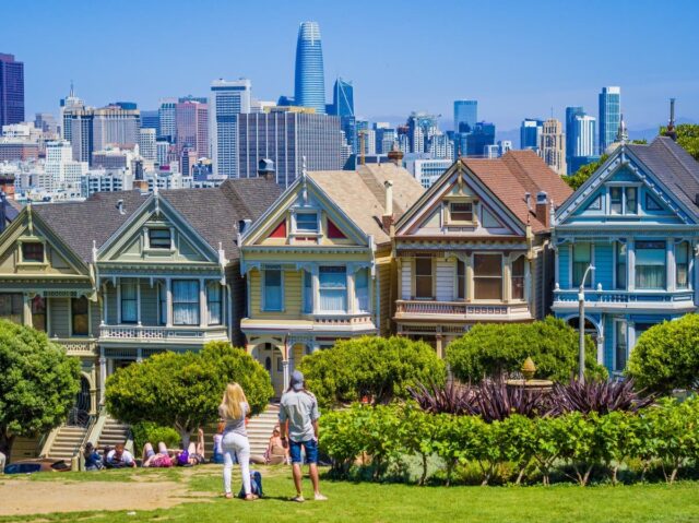 A maioria dos americanos está atrasando os pais por causa da preocupação de perder suas casas 

