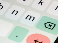 Este recurso do Gboard está chegando e vai mudar a forma como você digita Os teclados na tela externa do Razr 2024 e Razr+ 2023.