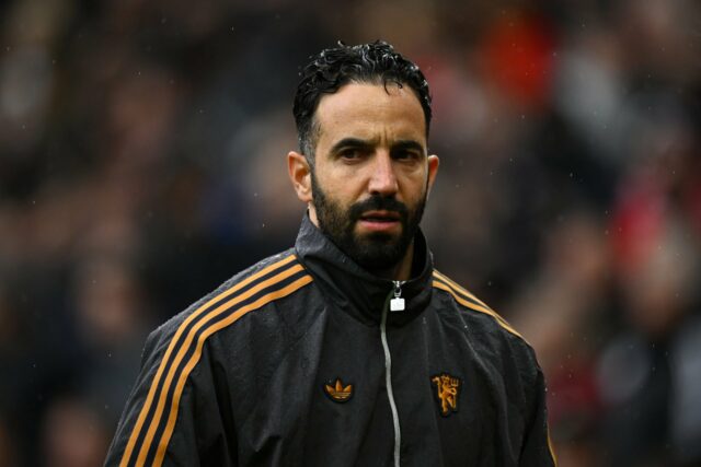 Carlos Baleba jogando contra o Tottenham