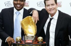 A vida de Charlie Shine permaneceu em desordem. Conheça o amigo Tony Todd, o ‘anjo do paraíso’ que ajudou a resgatá-lo A vida de Charlie Shine permaneceu em desordem. Conheça o amigo Tony Todd, o ‘anjo do paraíso’ que ajudou a resgatá-lo