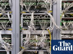 Os datacenters irlandeses aumentaram as contas das famílias em centenas de euros, conclui o relatório A web poderia ficar offline? Dentro do sistema vulnerável que mantém o globo moderno entre si