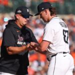 AJ Hinch dos Tigers sob ataque pela escolha de Casey Mize no videogame 4 de ALDS