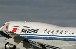 ASSISTA: Incêndio em bateria de lítio entra em erupção em voo da Air China transportando 160 passageiros ASSISTA: Incêndio em bateria de lítio entra em erupção em voo da Air China transportando 160 passageiros