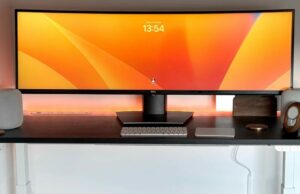 Abaixo está minha líder de verificação 10 líder de tecnologia Apple e não-apple-qual é a sua? Aqui está o meu Top 10 Apple e não-apple Tech-qual é o seu? | Foto da minha configuração de mesa do meu escritório em casa