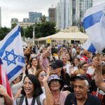 Acordo de paz de Trump desencadeia contagem regressiva de 72 horas para o Hamas libertar 48 reféns de Gaza