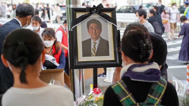 Acusado assassino de ex-primeiro-ministro japonês se declara culpado durante visita de Trump

