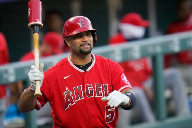 Albert Pujols ganhando impulso na busca de técnico do Angels

