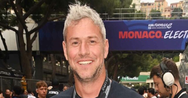 GetTyImages-1163847213 Ant Anstead ordenou que pague $ 100.000