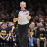 Árbitros da NBA começarão a usar fones de ouvido durante os jogos