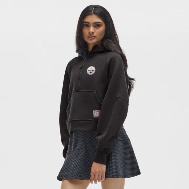 Armazene a coleção lululemon do Pittsburgh Steelers: novos equipamentos do Armazene a coleção lululemon do Pittsburgh Steelers: novos equipamentos do grupo de custos da NFL