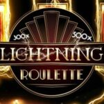 Imagem promocional para roleta de raios mostrando um logotipo brilhante com design de ouro e preto, cercado por efeitos de raios elétricos e números 9 e 36 com valores multiplicadores. Segredos comerciais da Evolution Reclamações contra Light & Wonder Head to Arbitration