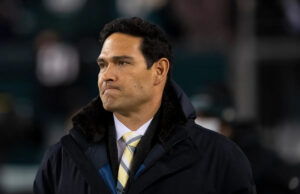 As imagens de vídeo de segurança supostamente revela Mark Sanchez aderindo ao motorista do veículo de 69 anos antes de esfaquear: ‘Este homem está tentando me eliminar’ Os supostos detalhes do incidente de Mark Sanchez são bizarros. (Foto de Mitchell Leff/Getty Images)