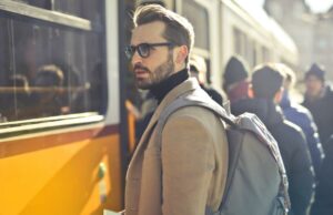 As melhores mochilas de computador para viajar para viajar e fazer uma viagem As melhores mochilas de computador para viajar para viajar e fazer uma viagem