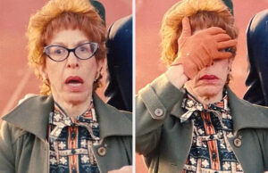 As pessoas estão compartilhando o momento exato em que sabiam que amigos e familiares estavam vivendo um fato totalmente diferente, e é ao mesmo tempo sinistro e extremamente deprimente Uma galinha marrom com penas brancas fica perto de uma estrutura de madeira em um recinto