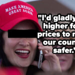 Gráfico do BuzzFeed com texto: "Economia" riscado, "Odeio assistir," e "*Donnie" em um fundo vermelho