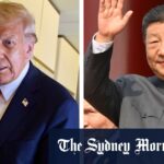 Anthony Albanese e Donald Trump jantando com outros líderes mundiais em Gyeongju, Coreia do Sul, ontem.