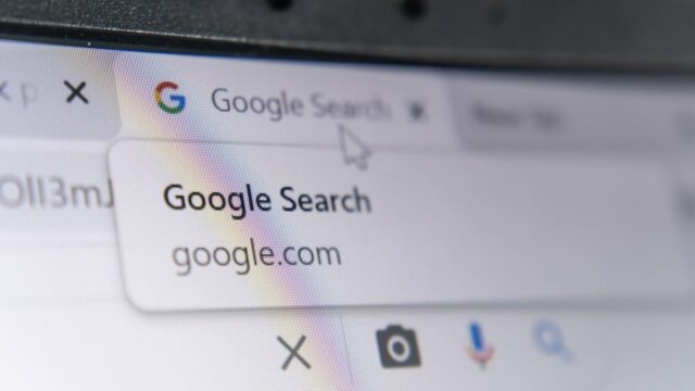 Atualmente você pode ocultar anúncios patrocinados no Google Look 

