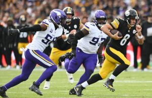 Batalha clássica: Joe Flacco x Aaron Rodgers é uma luta histórica de QBs com 40 anos ou mais Batalha clássica: Joe Flacco x Aaron Rodgers é uma luta histórica de QBs com 40 anos ou mais