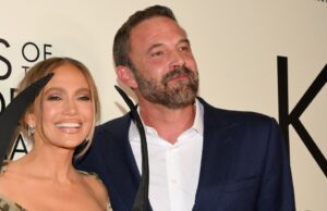Ben Affleck sustenta Jennifer Lopez no melhor Jennifer Lopez e Ben Affleck no