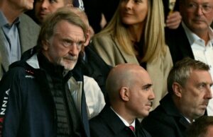 Ben Foster afirma que os torcedores masculinos do Utd devem estar um pouco estressados depois do que Sir Jim Ratcliffe fez ícone de correio