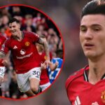 Benjamin Sesko comemora durante a partida da Premier League entre o Manchester United e o Sunderland em Old Trafford em 2025 em Manchester, Inglaterra.
