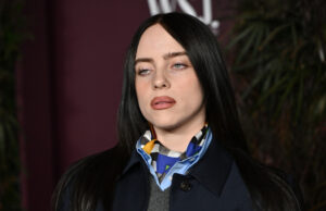 Billie Eilish ataca bilionários bandidos na cara O CEO do Facebook, Mark Zuckerberg, ouve o presidente Donald Trump falar durante um jantar no State Dinning Room da Casa Branca, quinta-feira, 4 de setembro de 2025, em Washington. (Foto AP/Alex Brandon)