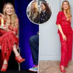 Blake Lively sai nos saltos Chanel da era da Gossip Girl 'de 2009:' Grite para mim por ser um acumulado '