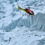 Blizzard prende centenas no Monte Everest enquanto as equipes de resgate correm para salvar vidas